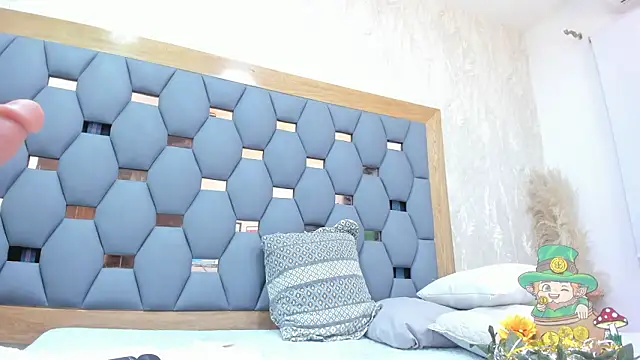 crystal sm online show from March 14, 3:12 am