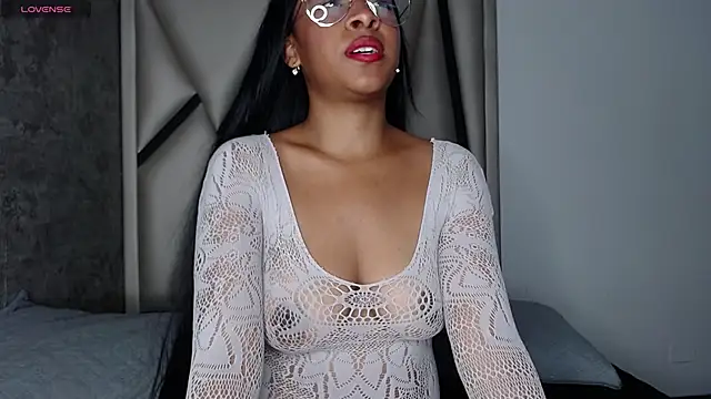 Snapshot of Euphoria_07 chatting on December 14, 4:07 am Euphoria 07 online show from December 14, 4:07 am