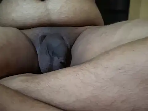 Snapshot of yourchubbyboy chatting on October 1, 10:49 pm yourchubbyboy online show from October 1, 10:49 pm