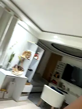 Snapshot of Elie-3 chatting on December 17, 2:06 am Elie-3 online show from December 17, 2:06 am