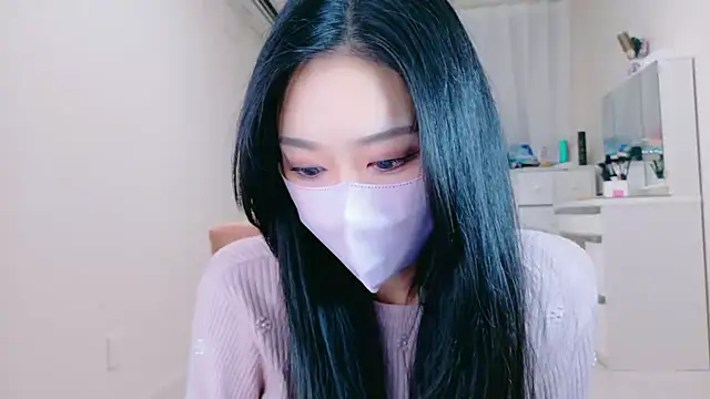 Snapshot of ramuchan_desu chatting on October 29, 12:35 am ramuchan desu online show from October 29, 12:35 am