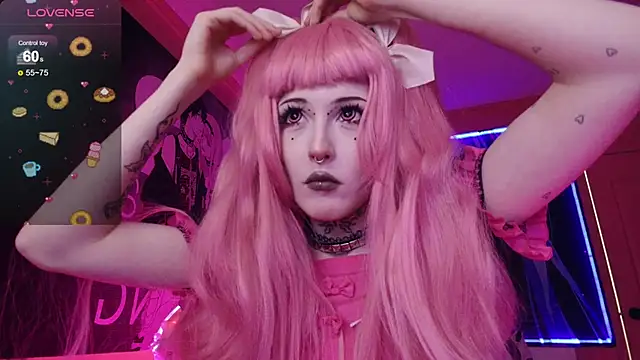 MilkMeSoftly online show from October 17, 8:17 am