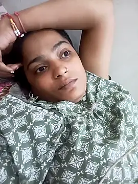 Snapshot of Trisha_71 chatting on September 20, 5:52 am Trisha 71 online show from September 20, 5:52 am