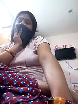 Snapshot of Trisha_71 chatting on November 7, 2:44 am Trisha 71 online show from November 7, 2:44 am