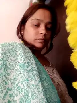 Snapshot of Trisha_71 chatting on November 9, 5:50 am Trisha 71 online show from November 9, 5:50 am