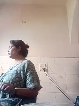 Trisha 71 online show from April 5, 9:17 am