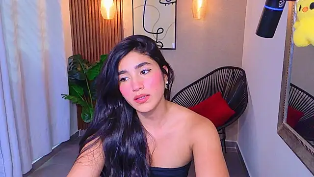 Lia Mar  online show from May 28, 6:16 pm