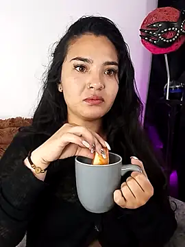 meli  brown online show from November 6, 8:15 am