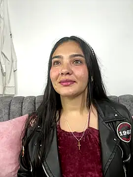 meli  brown online show from January 8, 2:25 am