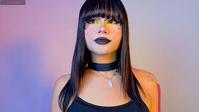 Snapshot of NATASHAA_WINZ chatting on November 15, 7:38 am NATASHAA WINZ online show from November 15, 7:38 am