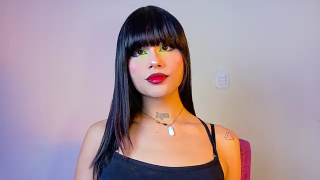 Snapshot of NATASHAA_WINZ chatting on December 16, 5:01 am NATASHAA WINZ online show from December 16, 5:01 am