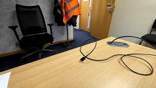 Snapshot of Oorse1966 chatting on October 22, 6:24 am Oorse1966 online show from October 22, 6:24 am