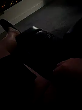 Oorse1966 online show from February 14, 9:44 pm