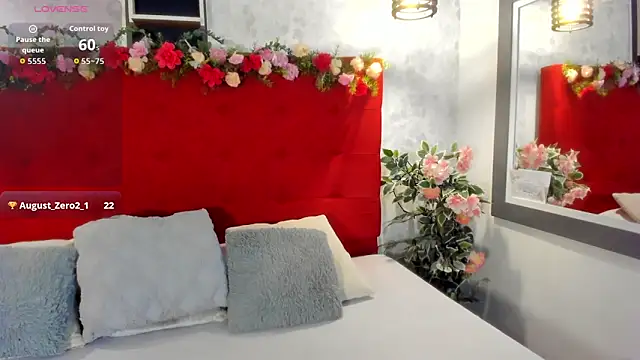 SarahEscobarr online show from October 27, 4:49 am