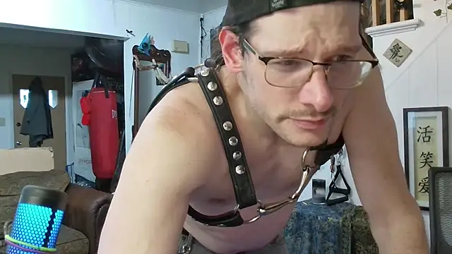 MasterDaddyCool online show from October 6, 10:18 pm