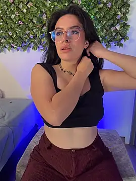 Katheerine online show from December 3, 1:02 am