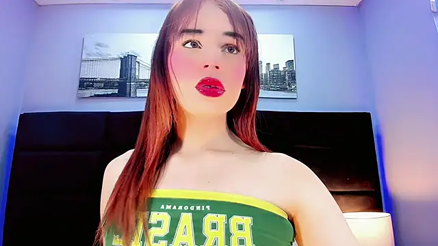 Valeria Rouss online show from November 7, 1:00 pm