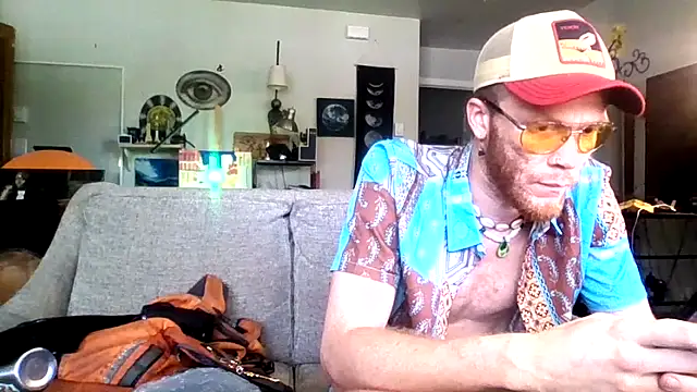 Snapshot of jinjasnack chatting on October 13, 6:19 pm jinjasnack online show from October 13, 6:19 pm