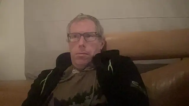 choupipat1 online show from November 19, 8:20 pm