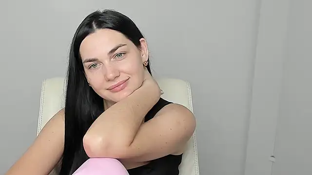 Lune Moon online show from September 28, 11:43 pm