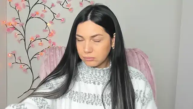 Lune Moon online show from January 6, 6:39 am