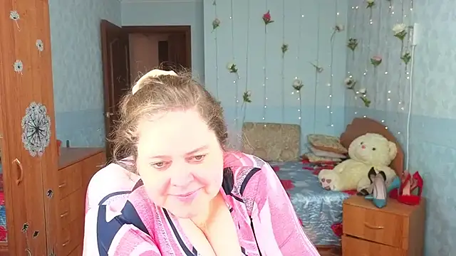 Audrey Aura online show from October 13, 5:07 am