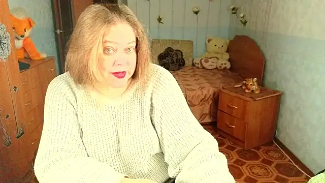 Audrey Aura online show from December 2, 5:02 am