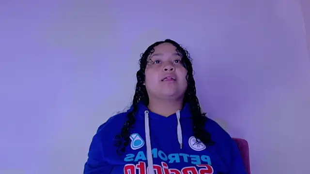 Snapshot of KITY_HILL chatting on October 18, 4:26 am KITY HILL online show from October 18, 4:26 am
