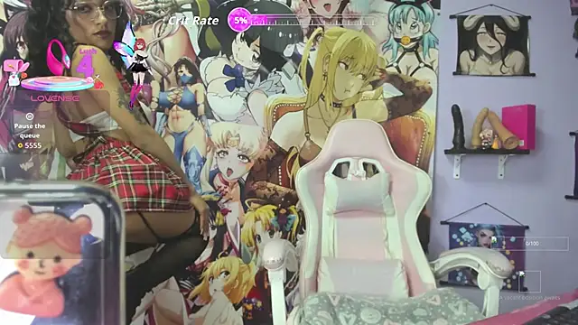 Snapshot of Kylie_Moan chatting on September 16, 3:51 am Kylie Moan online show from September 16, 3:51 am