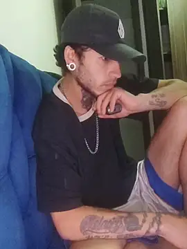 Tattoboy19cm online show from November 29, 3:09 am