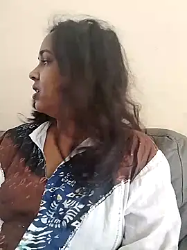 cute indianxo online show from December 20, 10:11 am