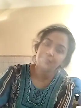 cute indianxo online show from February 3, 5:38 am