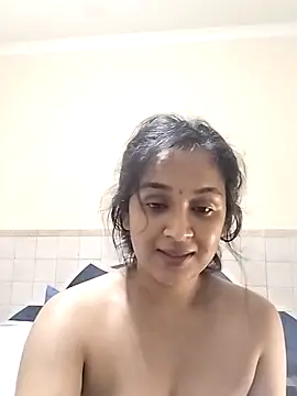cute indianxo online show from February 4, 9:31 pm