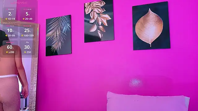 cutepetitee online show from September 30, 8:03 pm