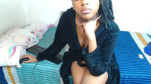 Snapshot of SinfullyForbiddeno7 chatting on November 2, 4:15 am SinfullyForbiddeno7 online show from November 2, 4:15 am