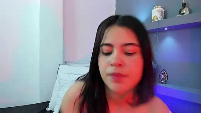 Snapshot of MaiaaCandy chatting on September 22, 1:46 pm MaiaaCandy online show from September 22, 1:46 pm