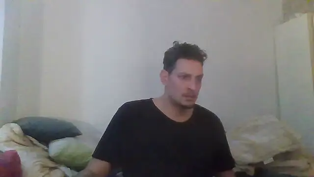 Snapshot of ARTANIS20 chatting on December 19, 1:07 pm ARTANIS20 online show from December 19, 1:07 pm