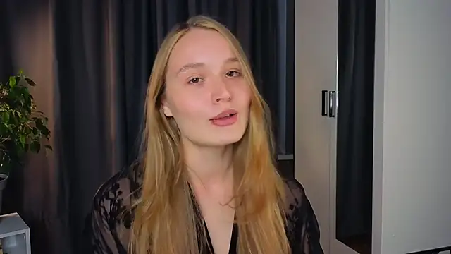 Snapshot of lisa_schiele chatting on September 17, 8:21 pm lisa schiele online show from September 17, 8:21 pm