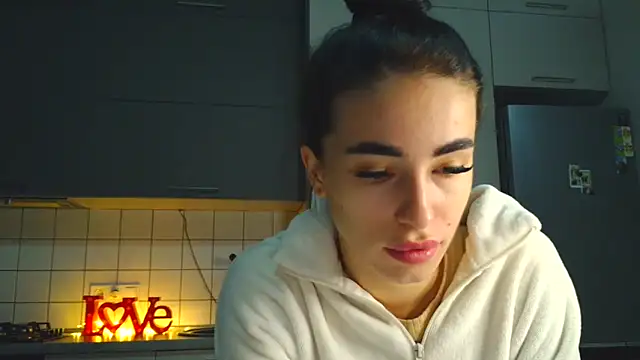 Snapshot of EvaMelnik chatting on October 4, 4:27 pm EvaMelnik online show from October 4, 4:27 pm