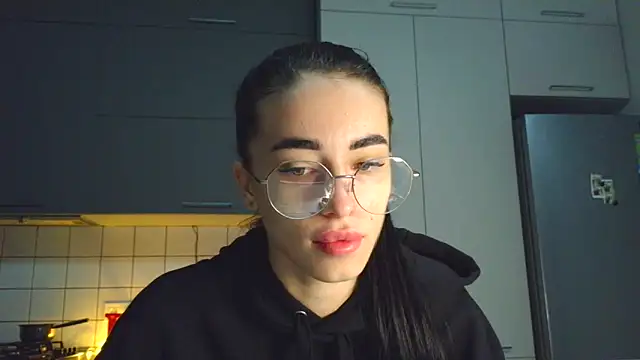 Snapshot of EvaMelnik chatting on October 8, 3:42 pm EvaMelnik online show from October 8, 3:42 pm