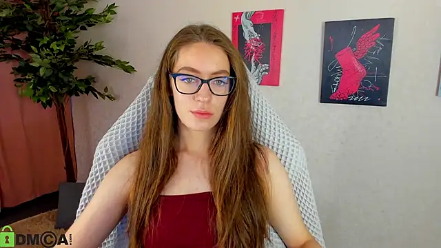 Agnes Wells online show from December 3, 9:29 am