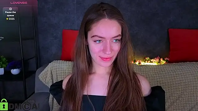 Agnes Wells online show from March 2, 9:27 am