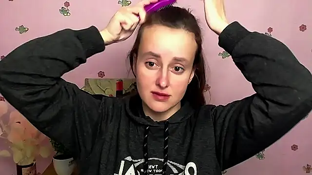 Snapshot of FeelMe__ chatting on October 15, 6:24 am FeelMe online show from October 15, 6:24 am