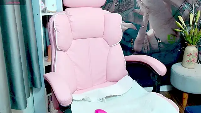 Cindy Cutiegirl online show from November 5, 10:21 pm