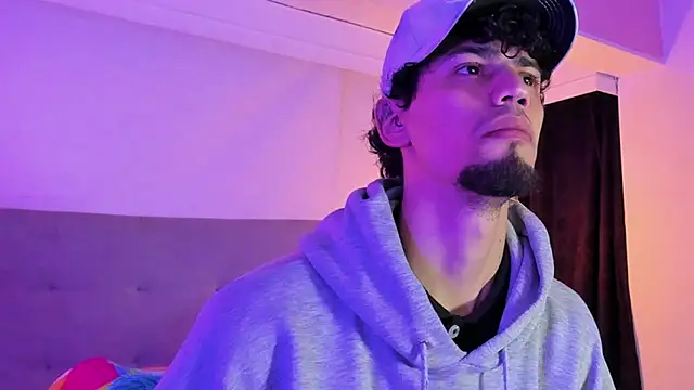 Chris Angel  online show from April 14, 3:45 am