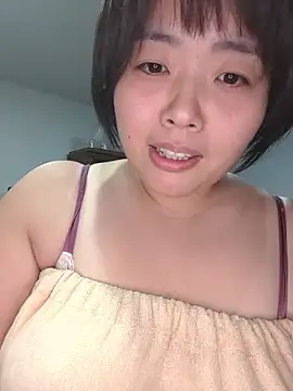 Snapshot of yukari_0011 chatting on September 21, 10:28 am yukari 0011 online show from September 21, 10:28 am