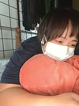 Snapshot of yukari_0011 chatting on September 23, 6:05 am yukari 0011 online show from September 23, 6:05 am