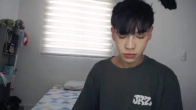 lucky stricke online show from September 29, 8:24 pm