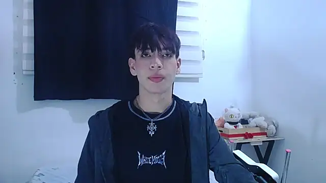 lucky stricke online show from October 16, 3:29 am