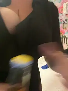 Snapshot of Sassylady chatting on October 18, 6:52 pm Sassylady online show from October 18, 6:52 pm